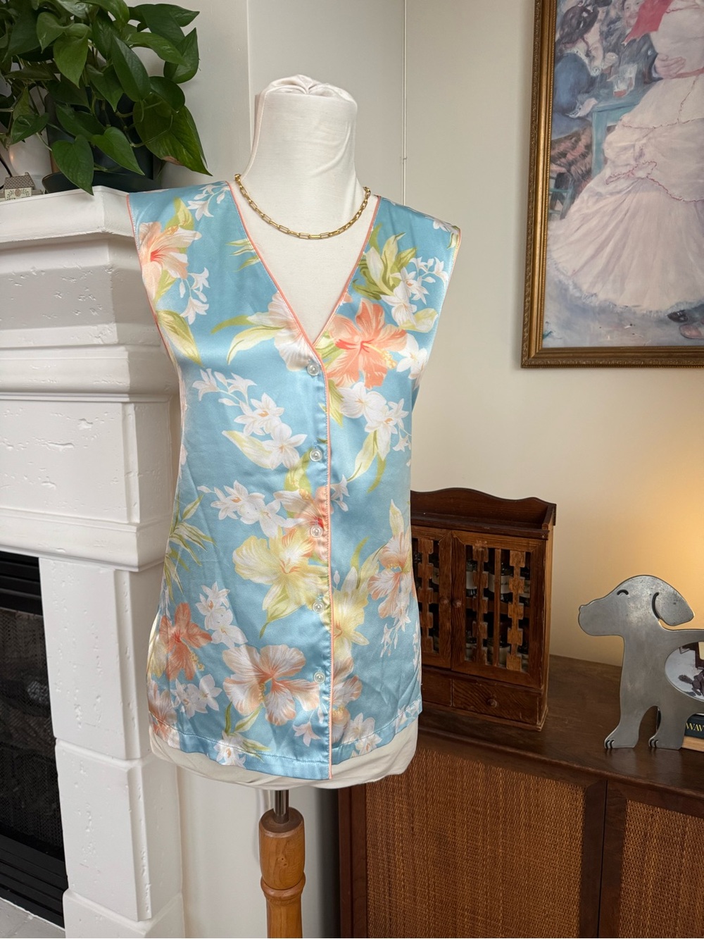 Oscar de la Renta Light Blue Floral V-Neck Sleeveless Top